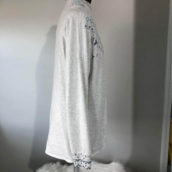 XL Hannah Sweater Aztec around neckline & Sleeve Ends Gray & Turquoise C3578 - Picture 4 of 5